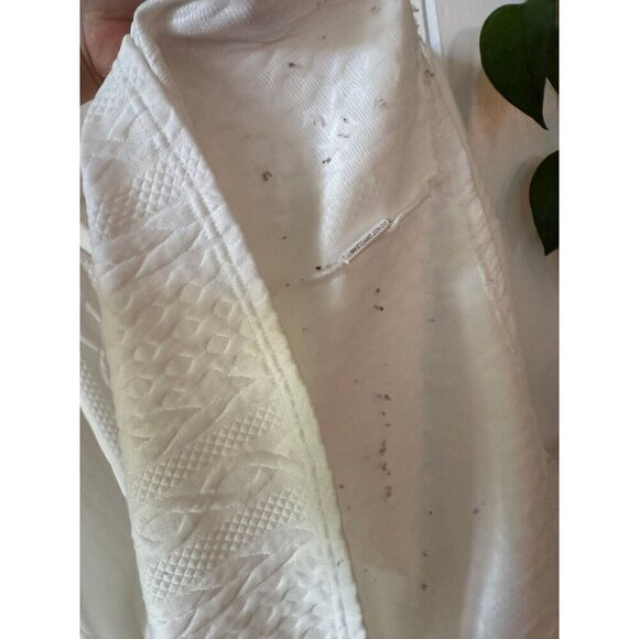 Sweater Women’s size X – large white knit design - Picture 7 of 10